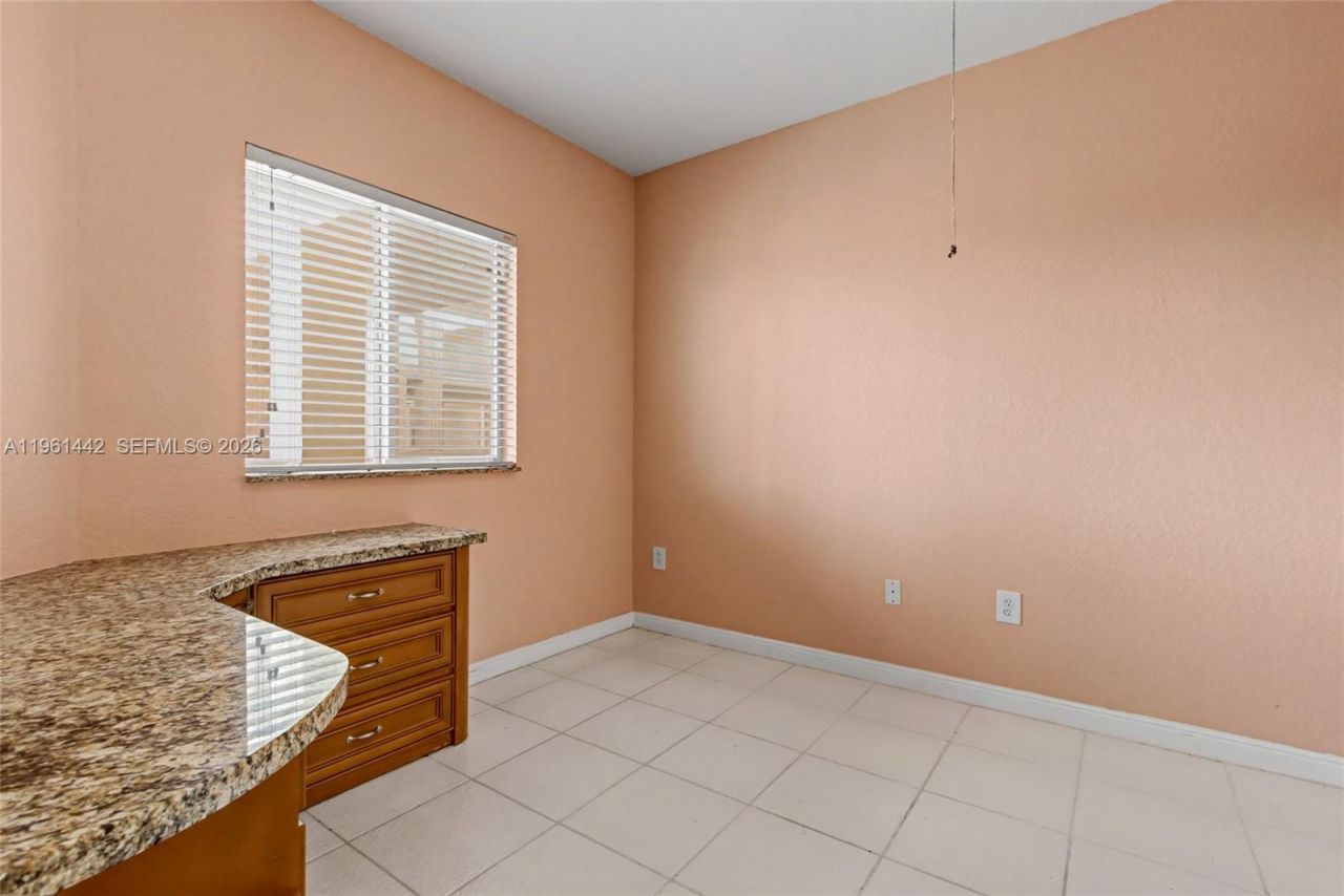 7727 Southampton Ter, Unit 311, Tamarac, FL 33321 Photo