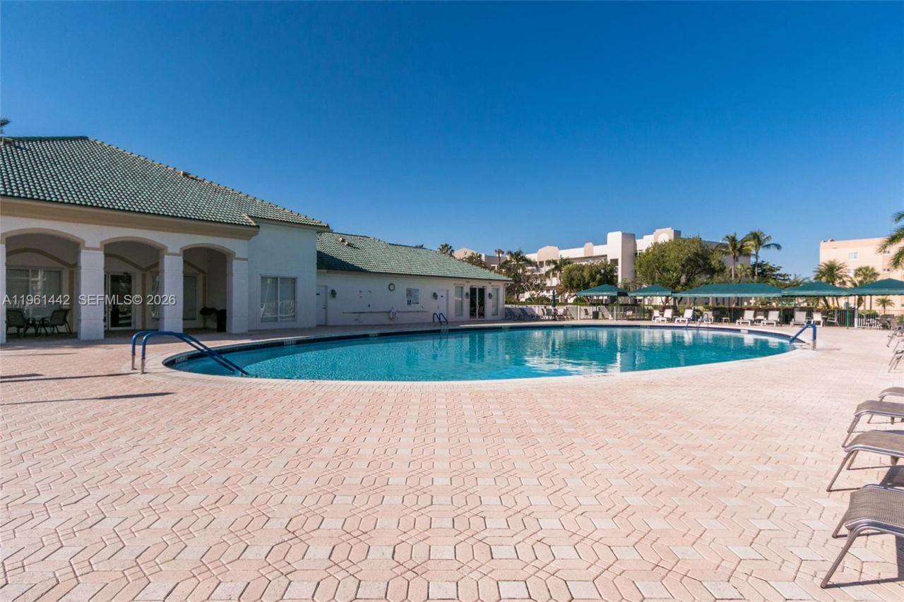 7727 Southampton Ter, Unit 311, Tamarac, FL 33321 Photo