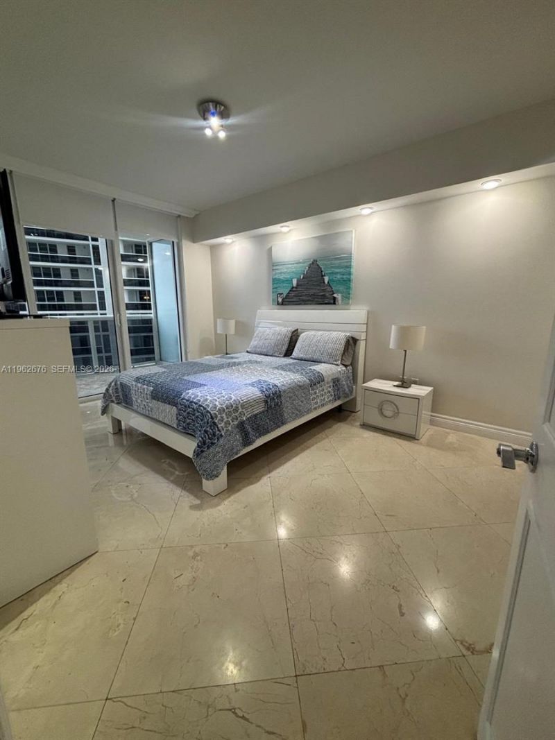 1830 S Ocean Dr, Unit 2004, Hallandale Beach, FL 33009 Photo
