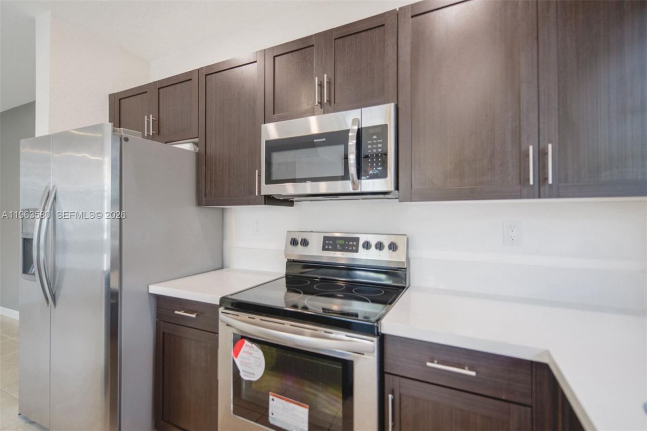 20814 NE 5th Ct , Unit 20814, Miami, FL 33179 Photo