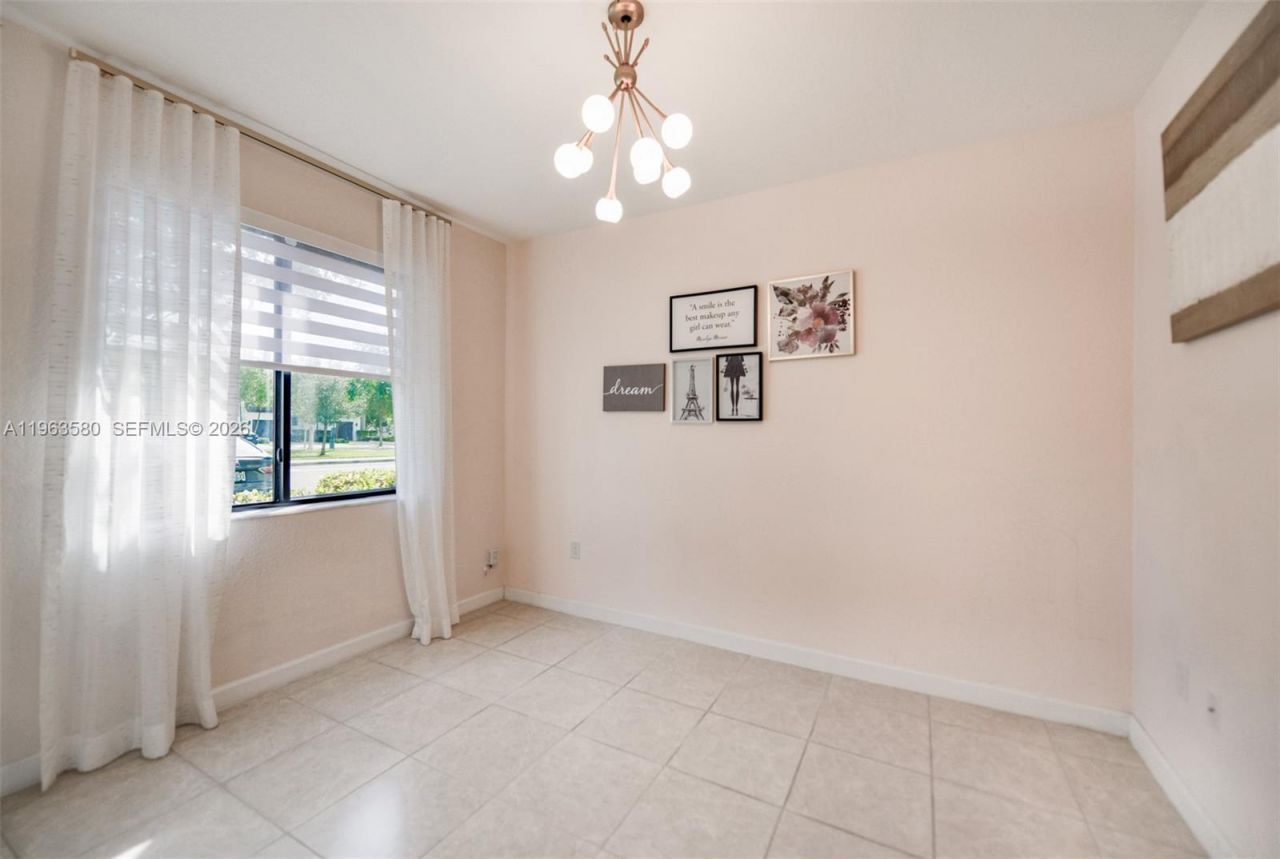 20814 NE 5th Ct , Unit 20814, Miami, FL 33179 Photo