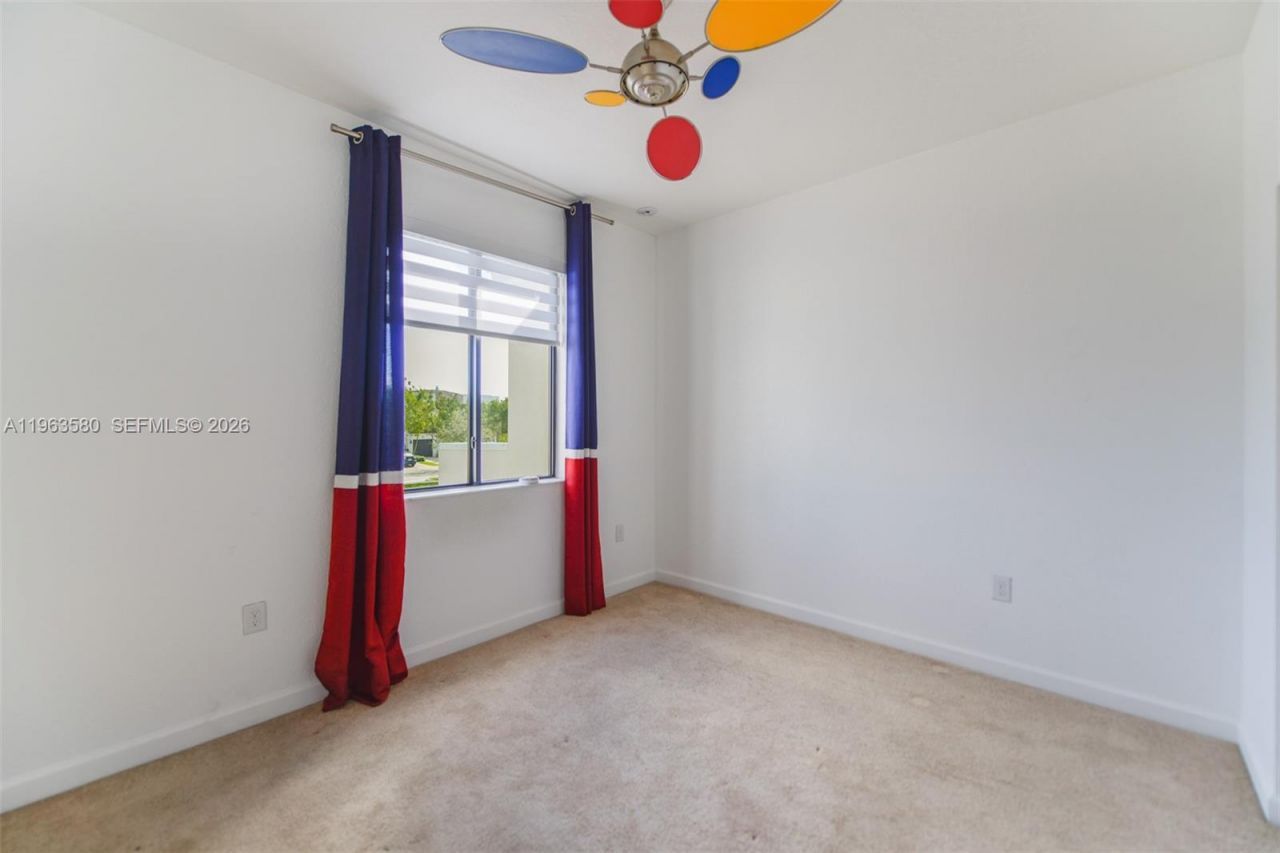 20814 NE 5th Ct , Unit 20814, Miami, FL 33179 Photo