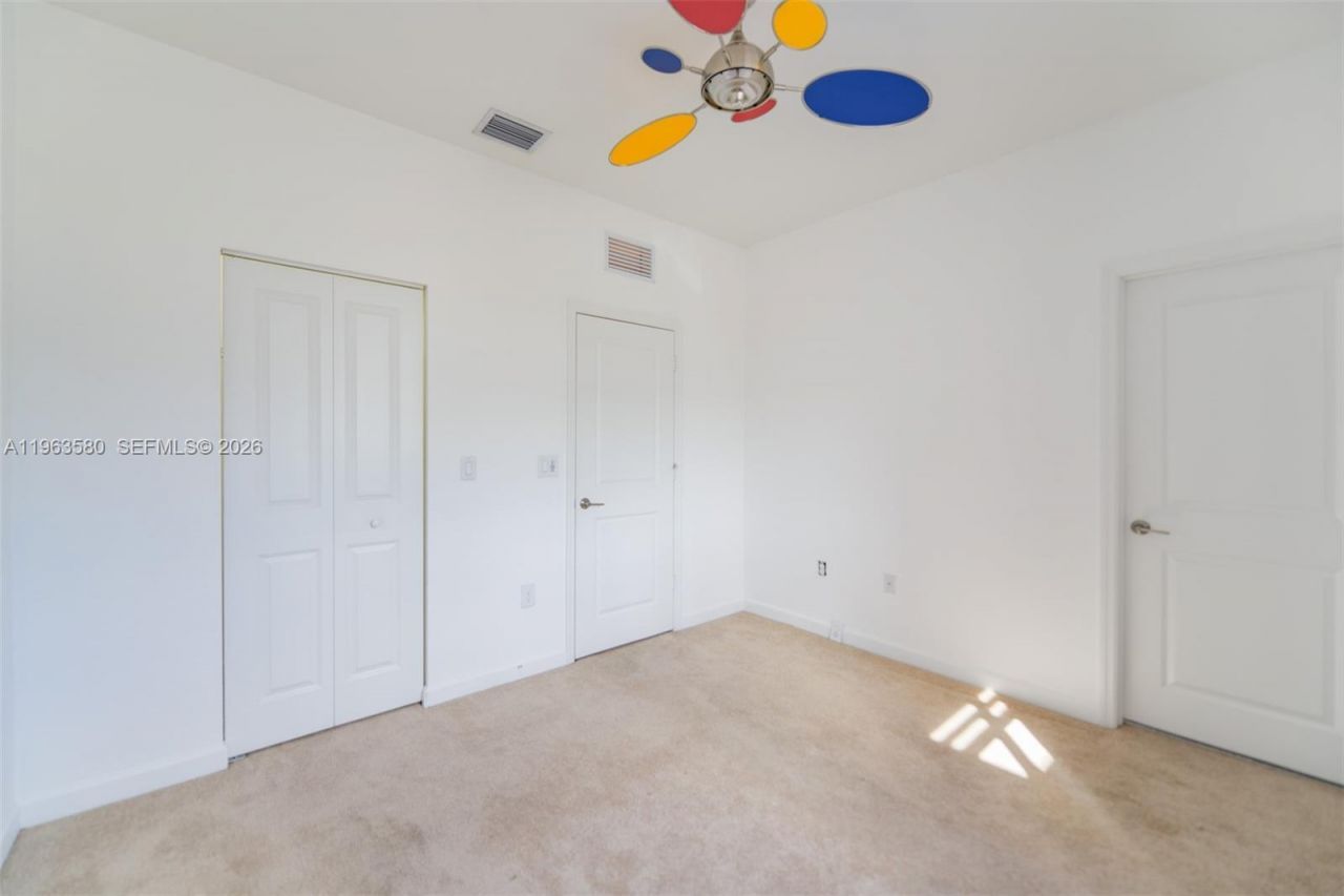 20814 NE 5th Ct , Unit 20814, Miami, FL 33179 Photo