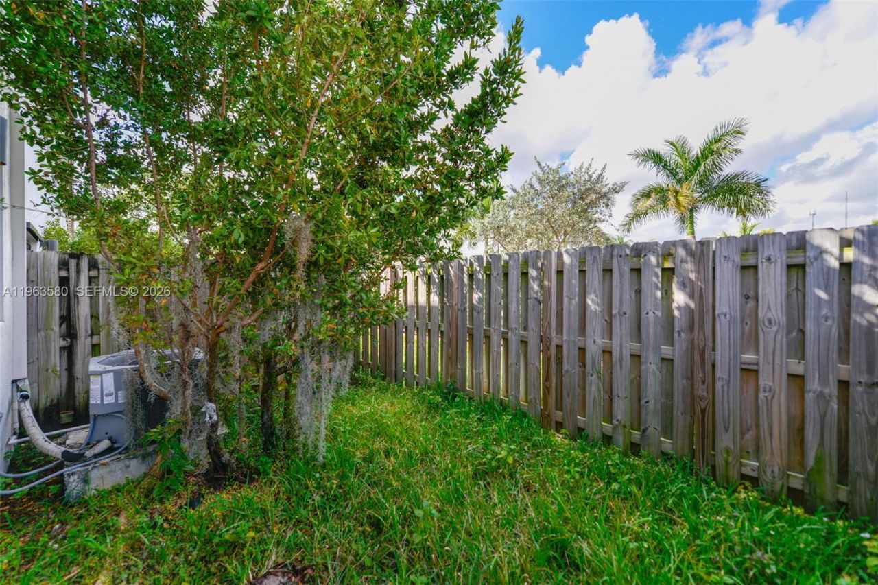 20814 NE 5th Ct , Unit 20814, Miami, FL 33179 Photo