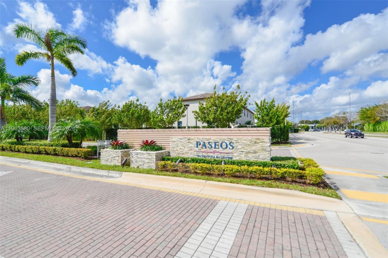 20814 NE 5th Ct , Unit 20814, Miami, FL 33179 Photo