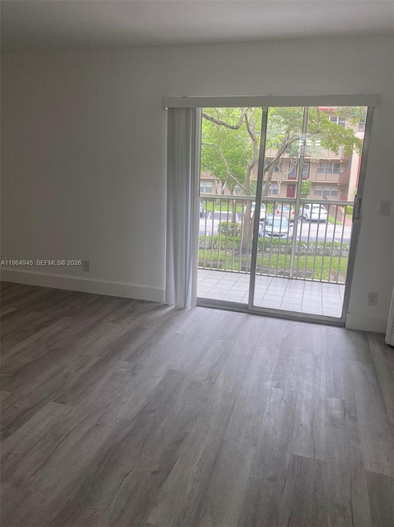 13455 SW 9th Ct , Unit 203J, Pembroke Pines, FL 33027 Photo