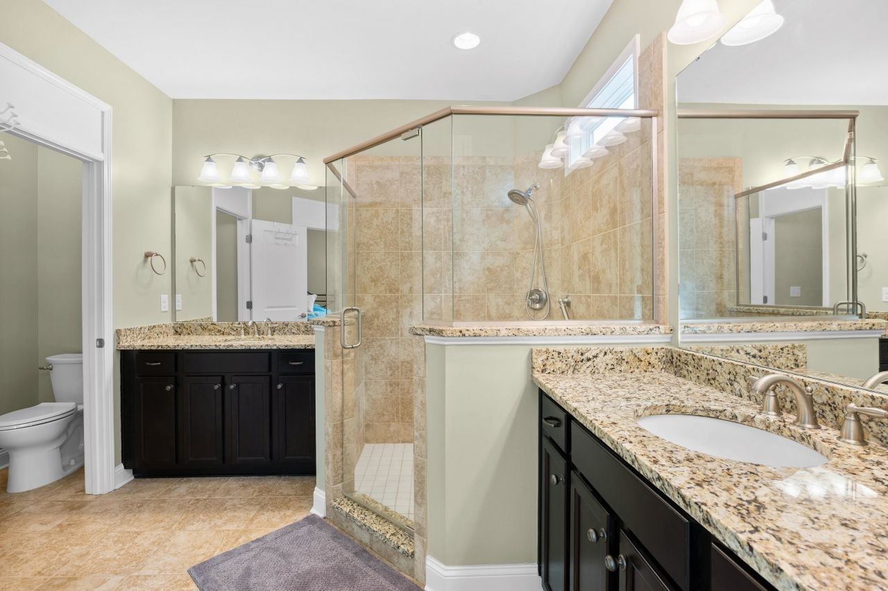 1549 Suncrest Dr. Photo 12