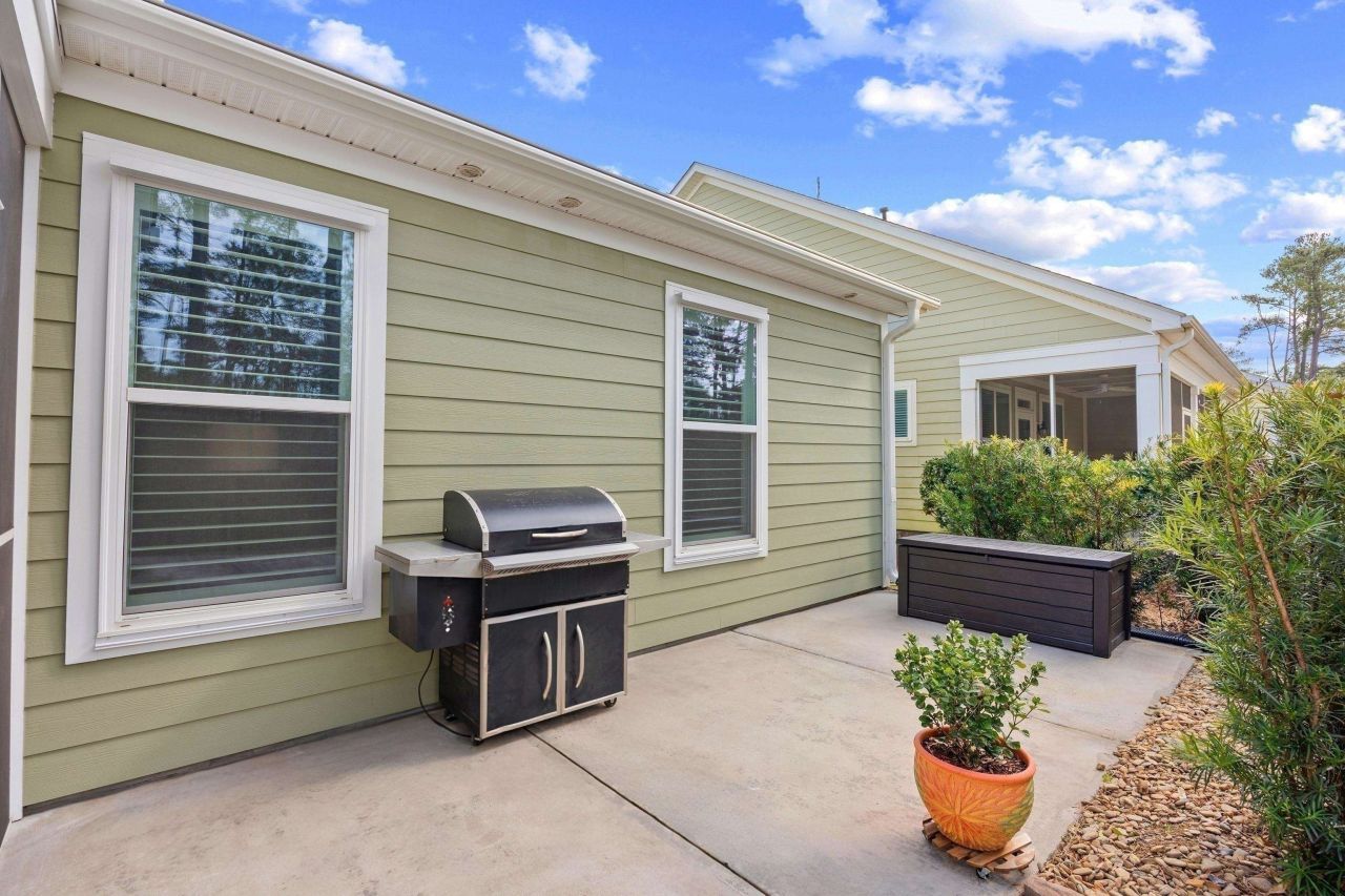 1549 Suncrest Dr. Photo 25