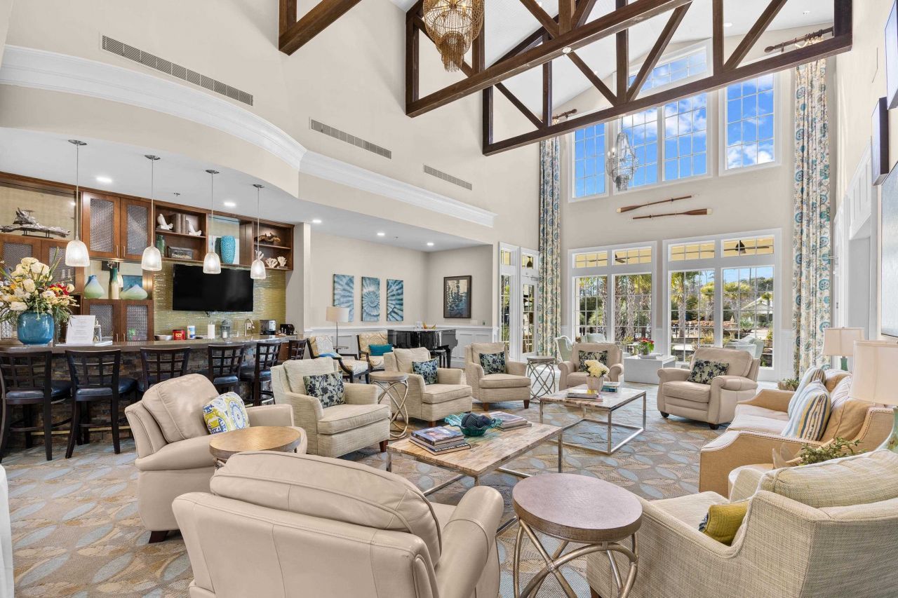 1549 Suncrest Dr. Photo 33