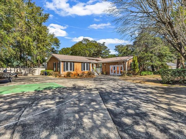 852 Riven Oak Dr., Murrells Inlet, SC 29576