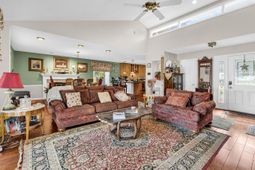 852 Riven Oak Dr. photo 4