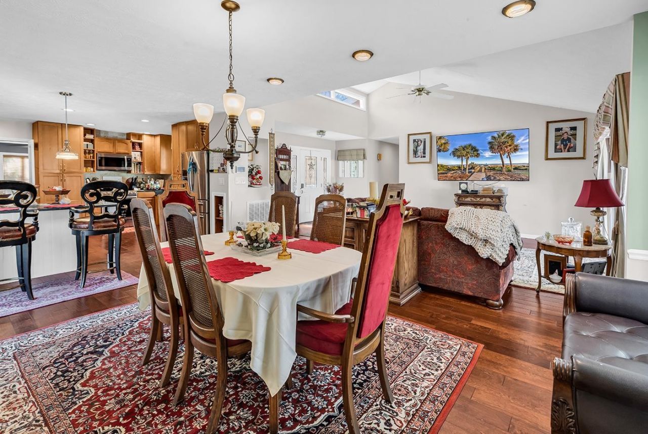 852 Riven Oak Dr. Photo 7