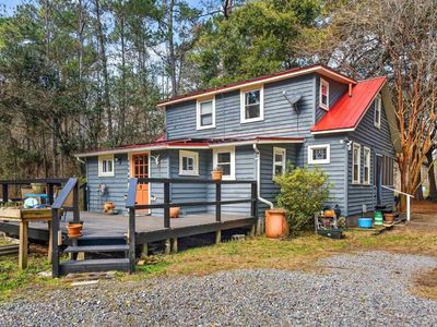 9994 N Highway 17, McClellanville, SC 29458