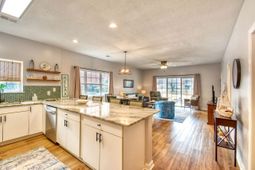 3919 Gladiola Ct. photo 4