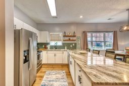 3919 Gladiola Ct. photo 4