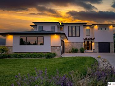 18889 Patrick Circle , Omaha, NE 68022