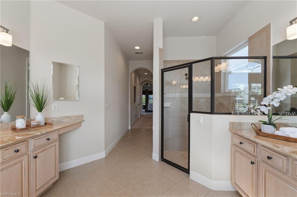 19500 La Serena Dr, Estero, FL 33967 Photo