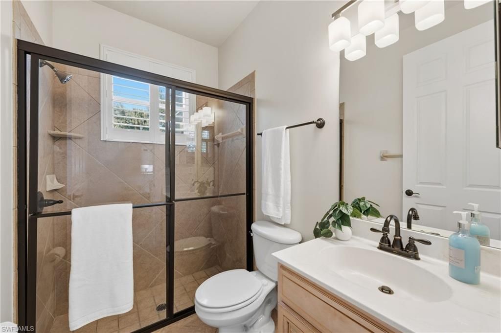 19500 La Serena Dr, Estero, FL 33967 Photo