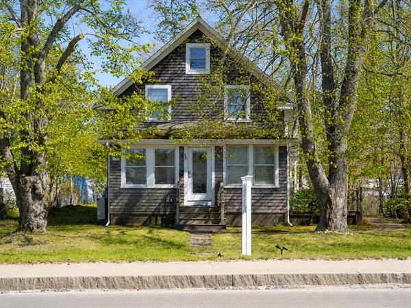 378 State Rd, Tisbury, MA 02568