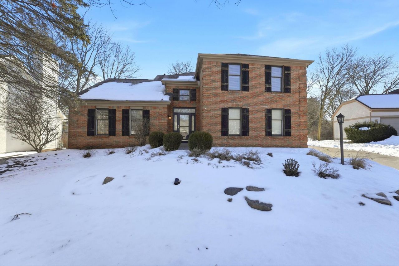 7846 Tipperary Court S, Dublin, OH 43017 Main Photo