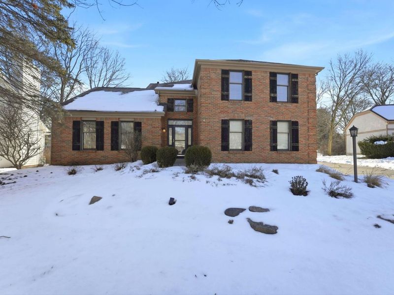 7846 Tipperary Court S, Dublin, OH 43017 Photo 1