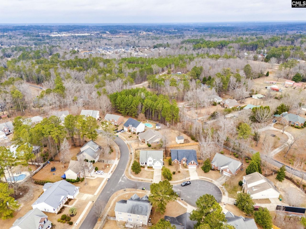 101 Crimson Court Photo 38