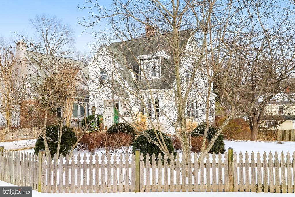 512 Pershing Drive, Silver Spring, MD 20910 Main Photo