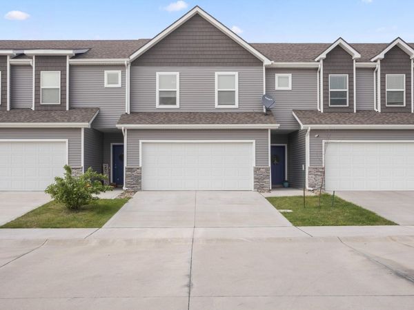 3960 NE Timber Lane, Ankeny, IA 50021