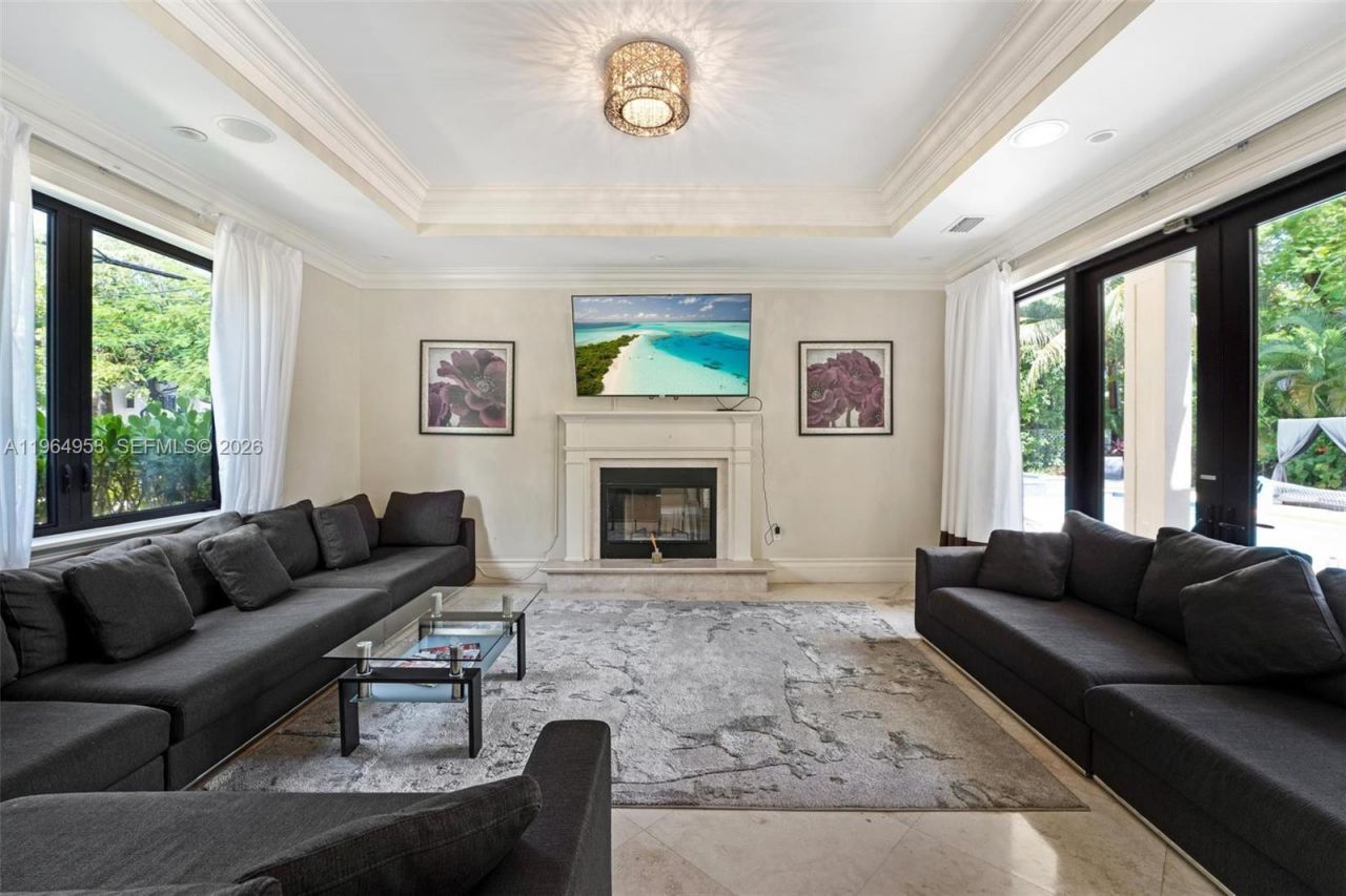 2715 Cordova St, Coral Gables, FL 33134 Photo