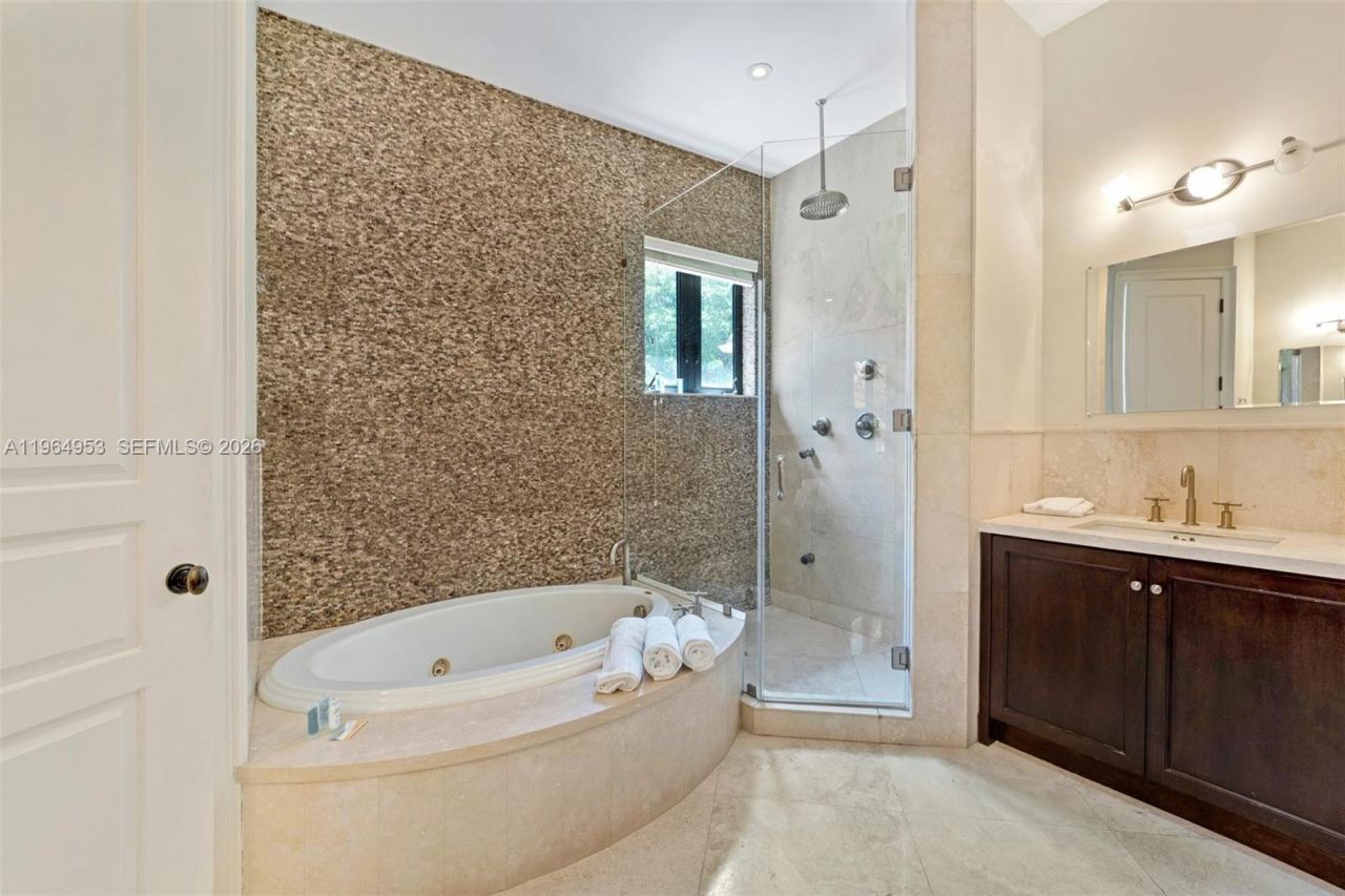 2715 Cordova St, Coral Gables, FL 33134 Photo