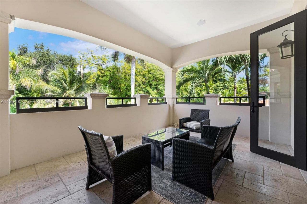 2715 Cordova St, Coral Gables, FL 33134 Photo