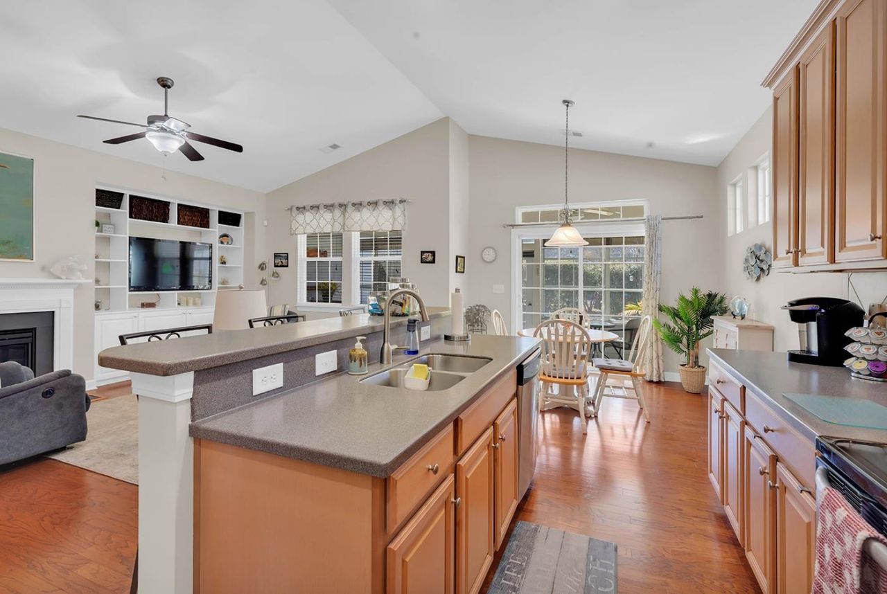 1505 Berkshire Ave.  Photo 6