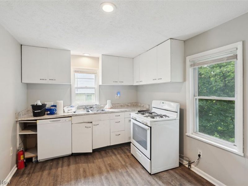 498 Gage Street, Akron, OH 44311 Photo 13