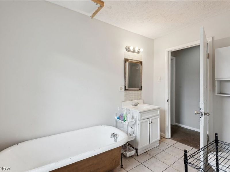 498 Gage Street, Akron, OH 44311 Photo 18