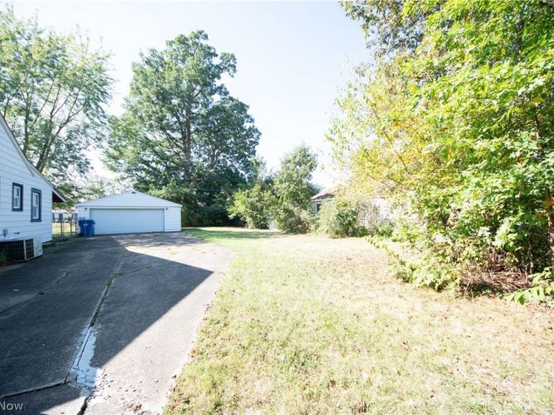 304 Parkland Boulevard, Vermilion, OH 44089 Photo 5