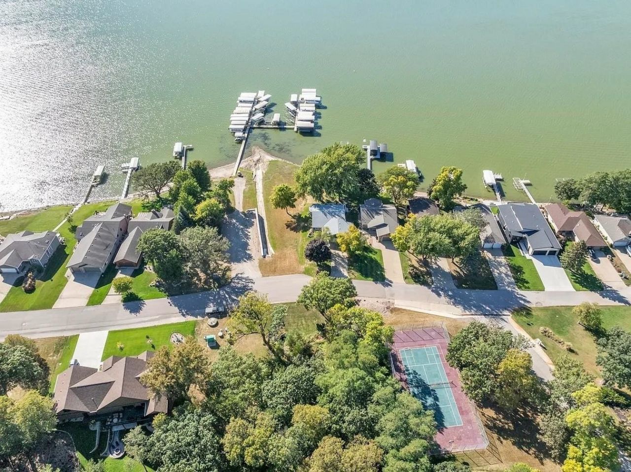 000 260th Avenue, Spirit Lake, IA 51360 Main Photo