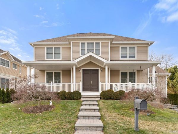 16 Fairlawn Avenue, Dobbs Ferry, NY 10522