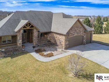 6541 Russell Emmett Court, Papillion, NE 68133