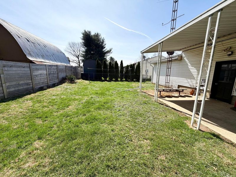 1094 Aldine Drive, Heath, OH 43056 Photo 16