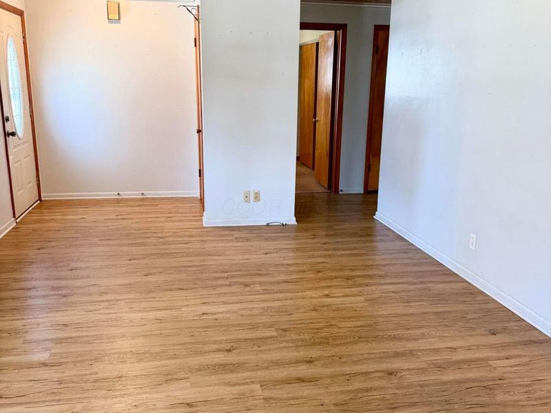 1094 Aldine Drive, Heath, OH 43056 Photo 4