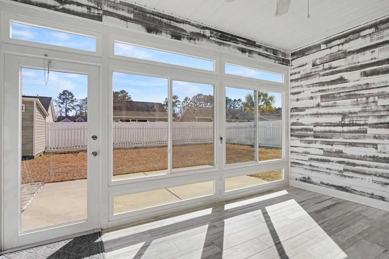 1050 Kennington Ct. Photo 27