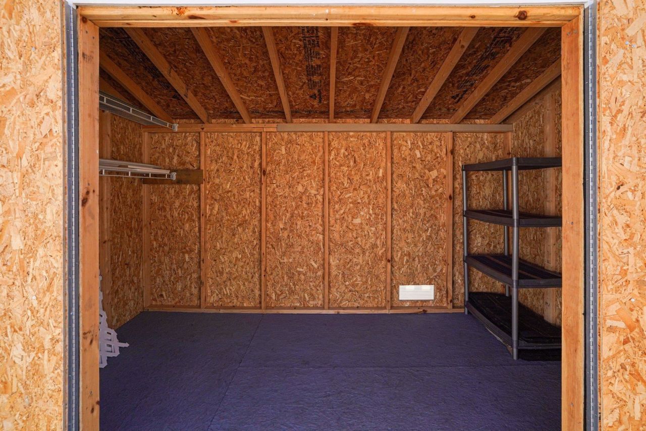 1050 Kennington Ct. Photo 31