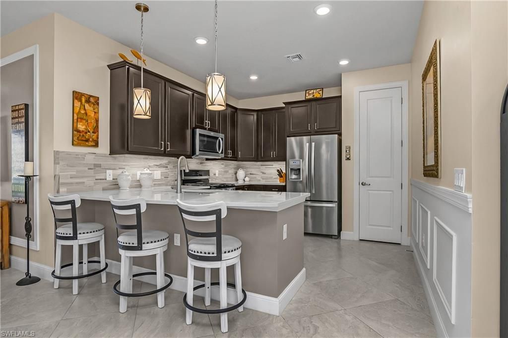 10755 Manatee Key Ln, Estero, FL 33928 Photo