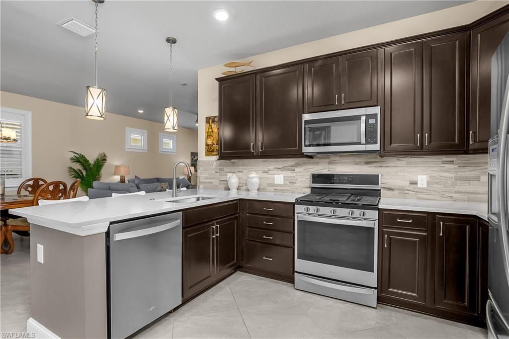 10755 Manatee Key Ln, Estero, FL 33928 Photo