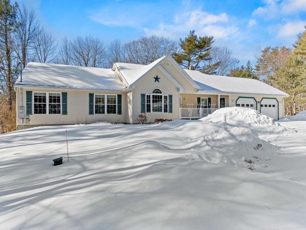 97 N Raymond Road, Gray, ME 04039