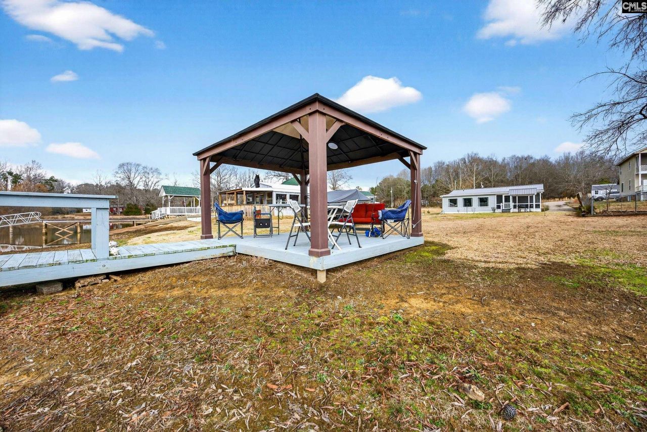 1037 Natures Cove Road Photo 11