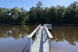 1037 Natures Cove Road photo 4