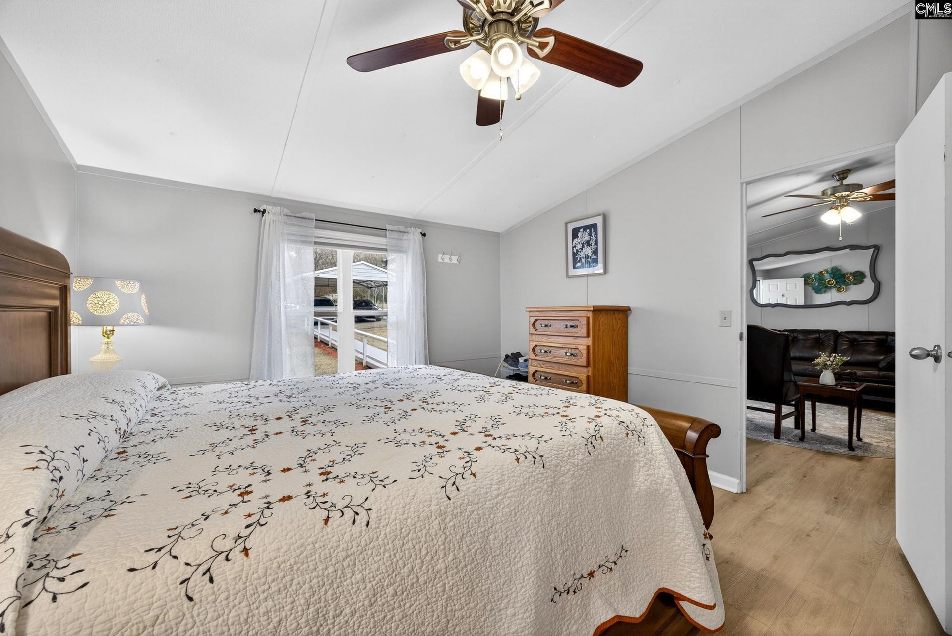 1037 Natures Cove Road Photo 25