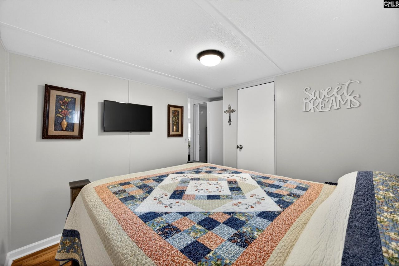 1037 Natures Cove Road Photo 38