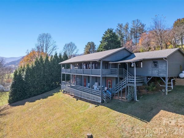 443 Cedarwood Drive, Waynesville, NC 28785